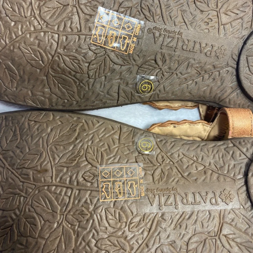 Patrizia Women’s Galdus Tan Sandals Size 9 NWOT - Picture 9 of 9